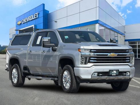 Used 2022 Chevrolet Silverado 3500 High Country w/ Z71 Off-Road Package AWD/4WD image 9