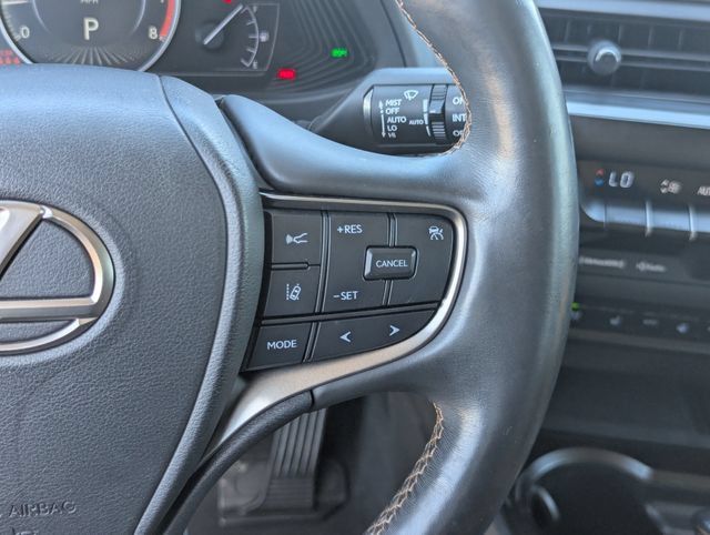 Used 2021 Lexus UX 200 w/ Premium Package FWD image 23