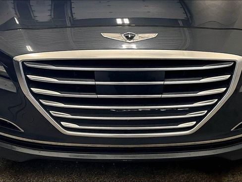 Used 2017 Genesis G80 3.8 AWD/4WD image 32