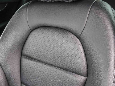 Used 2019 Mercedes-Benz C 300 Sedan image 27