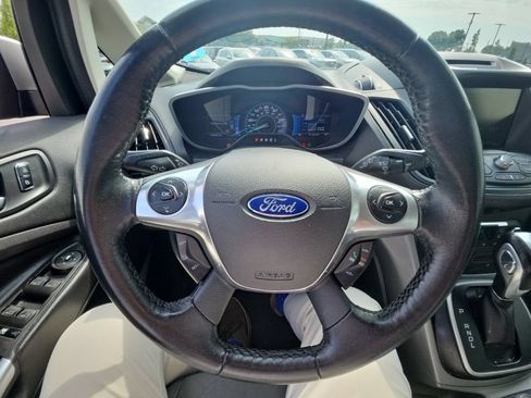 Used 2015 Ford C-MAX SE w/ Equipment Group 202A FWD image 4