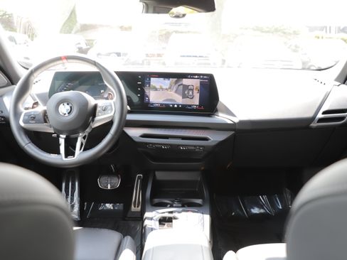 Used 2025 BMW M235i xDrive w/ Technology Package AWD/4WD image 18