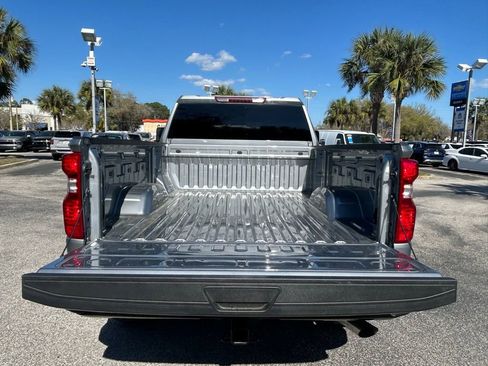 Used 2025 Chevrolet Silverado 2500 Custom w/ Custom Convenience Package image 11