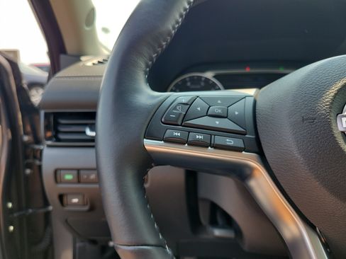 Used 2025 Nissan Sentra SV w/ All-Weather Package FWD image 22
