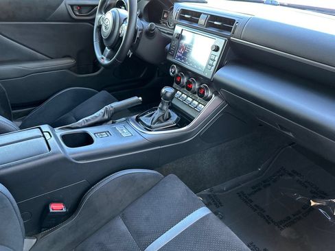 Used 2024 Toyota GR86 Premium w/ Performance Package RWD image 14