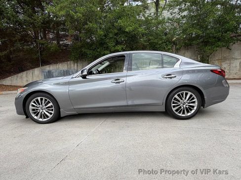 Used 2018 INFINITI Q50 Luxe w/ Sensory Package (Luxe) AWD/4WD image 6