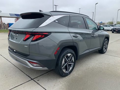 Used 2025 Hyundai Tucson SEL AWD/4WD image 13