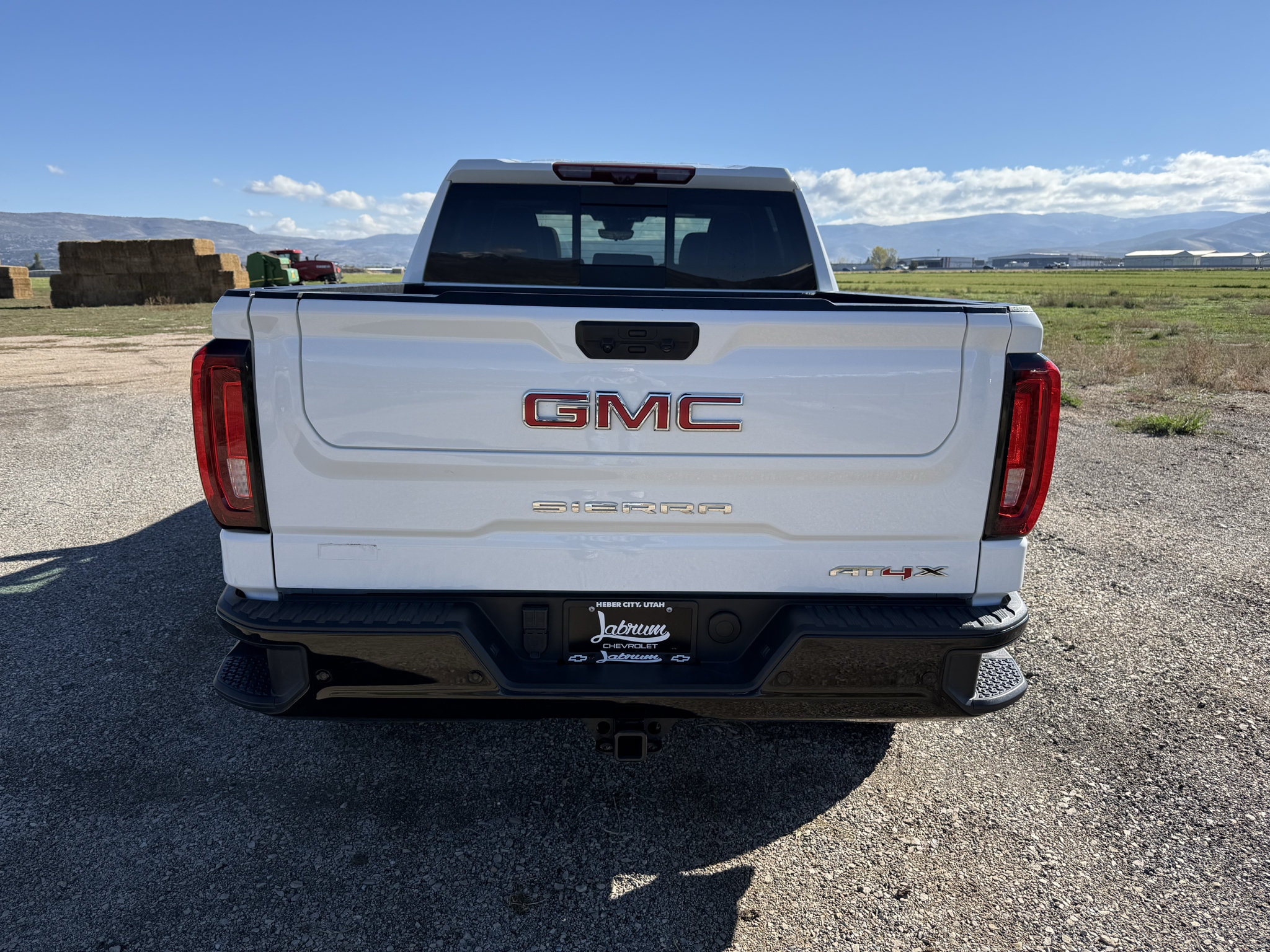Used 2024 GMC Sierra 1500 AT4X AWD/4WD image 6