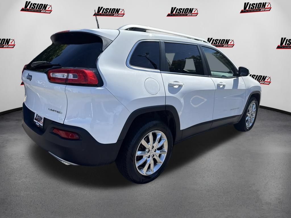 Used 2016 Jeep Cherokee Limited AWD/4WD image 5