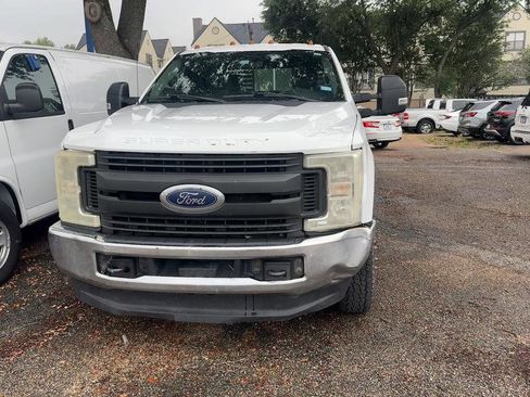 Used 2017 Ford F350 XL w/ Power Equipment Group AWD/4WD image 2