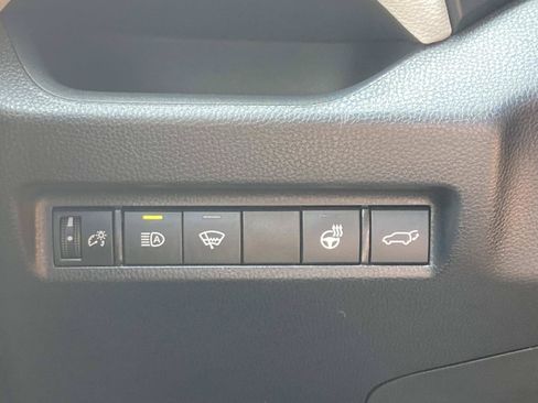 Used 2020 Toyota RAV4 XLE w/ Convenience Package AWD/4WD image 24