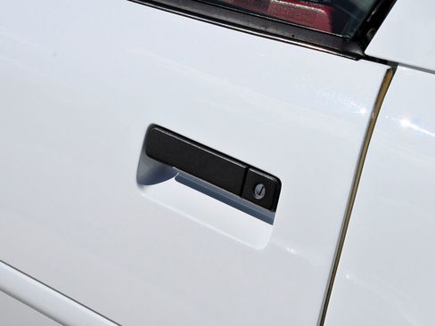 Used 1996 Chevrolet Corvette Coupe RWD image 12