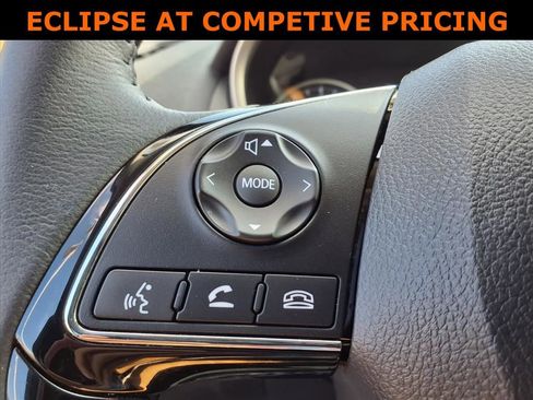 Used 2025 Mitsubishi Eclipse Cross AWD image 19