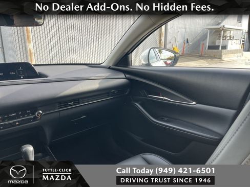 Used 2025 MAZDA CX-30 AWD 2.5 S w/ Preferred Package image 3
