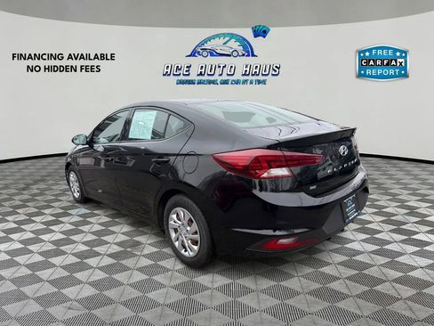 Used 2019 Hyundai Elantra SE image 5