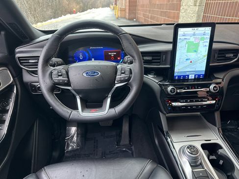 Used 2023 Ford Explorer ST w/ Equipment Group 401A image 15