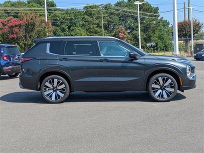 New 2025 Mitsubishi Outlander SEL