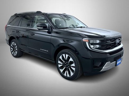 New 2026 Ford Expedition Platinum w/ Driver's Package image 3