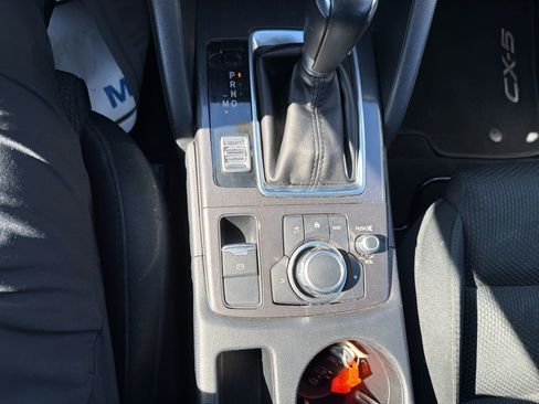 Used 2016 MAZDA CX-5 Touring image 16