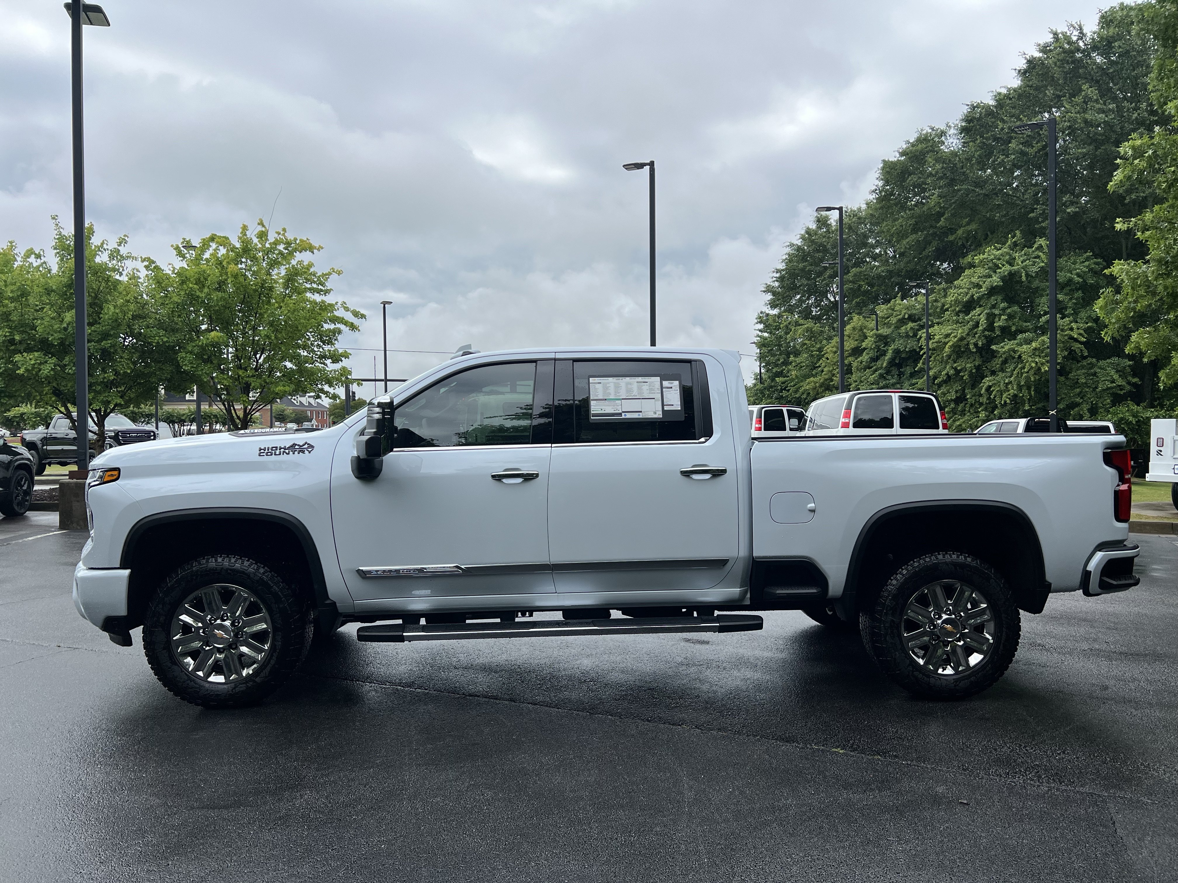 New 2026 Chevrolet Silverado 2500 High Country w/ High Country Premium Package AWD/4WD image 6