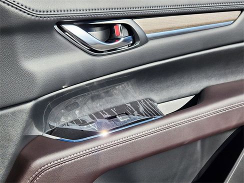 New 2025 MAZDA CX-5 Signature image 21