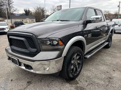 Used 2015 RAM 1500 Laramie w/ Convenience Group AWD/4WD image 8