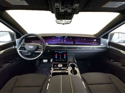 New 2026 Cadillac Escalade ESV Sport w/ LPO, ONYX Package AWD/4WD image 22