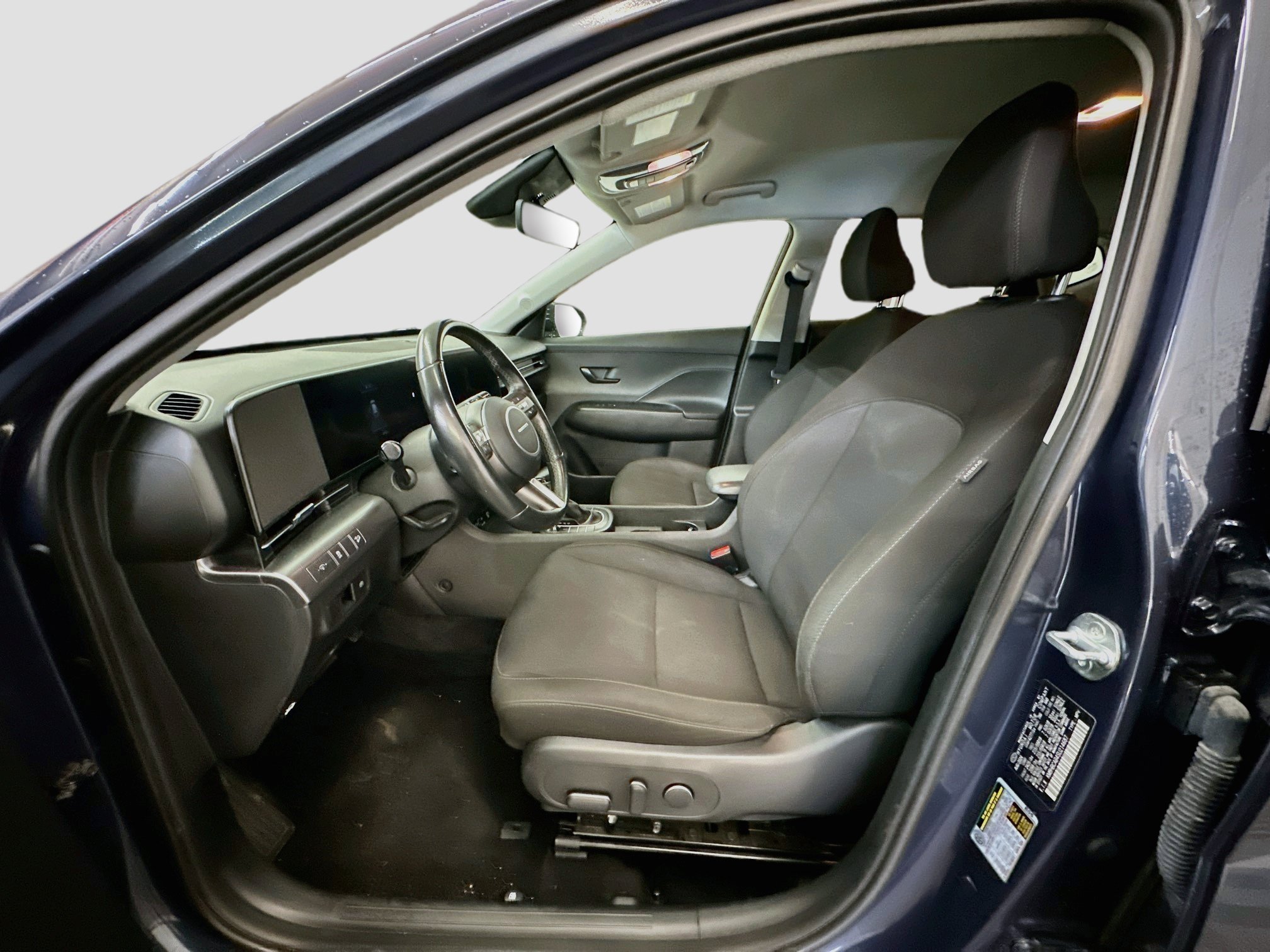 Used 2025 Hyundai Kona SEL AWD/4WD image 13