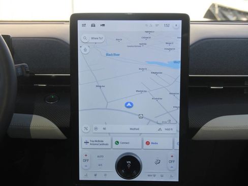 Certified 2022 Ford Mustang Mach-E Premium image 19