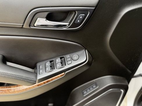 Used 2019 Chevrolet Tahoe Premier image 16