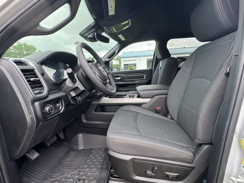 New 2026 RAM 2500 Big Horn AWD/4WD image 10