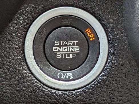 Used 2019 RAM 1500 Big Horn AWD/4WD image 29