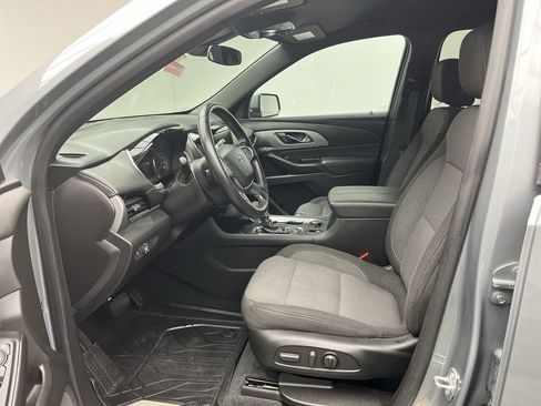 Certified 2023 Chevrolet Traverse LT w/ Midnight/Sport Edition image 3