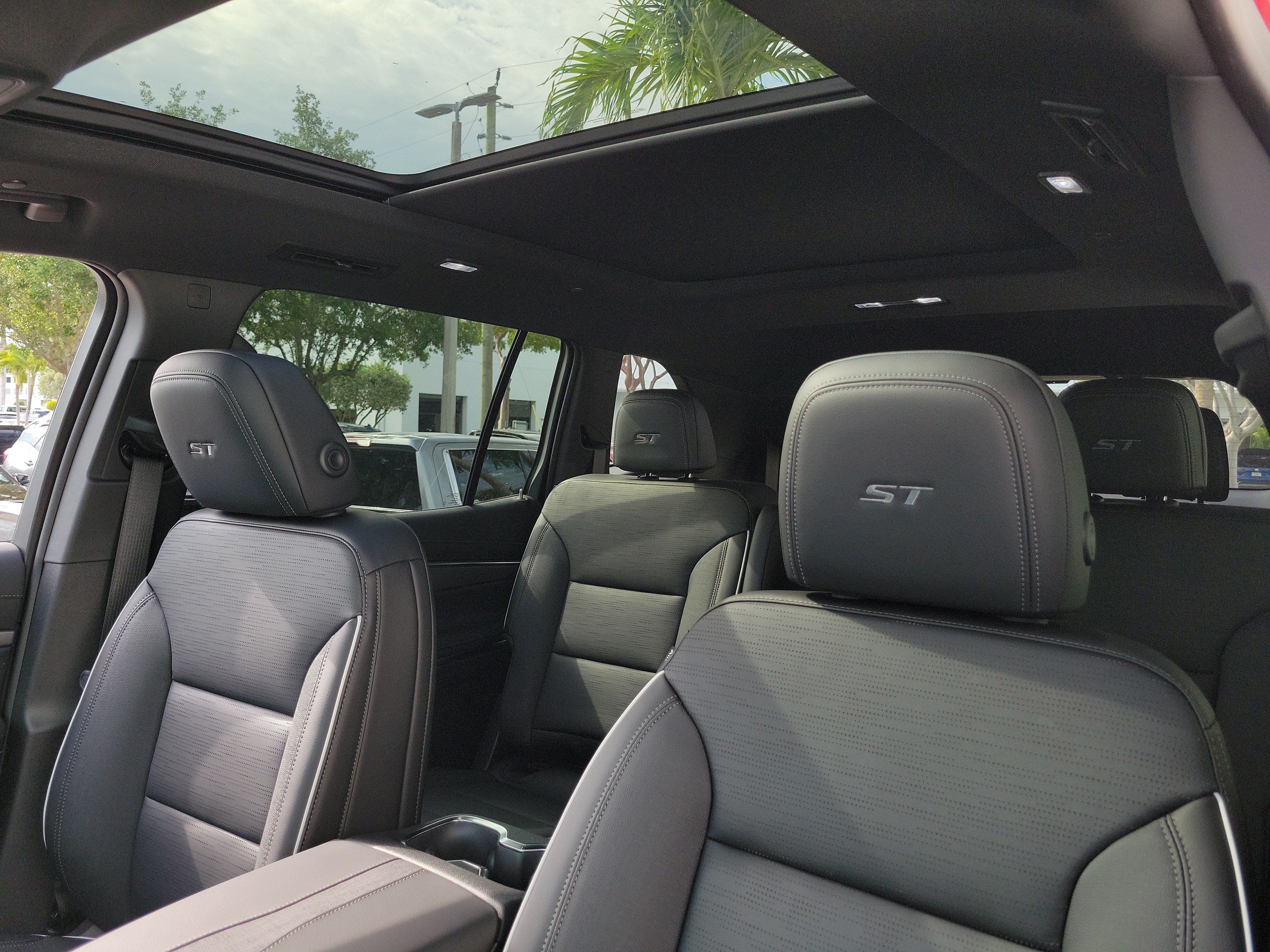 New 2026 Buick Enclave Sport Touring w/ Power Package FWD image 23