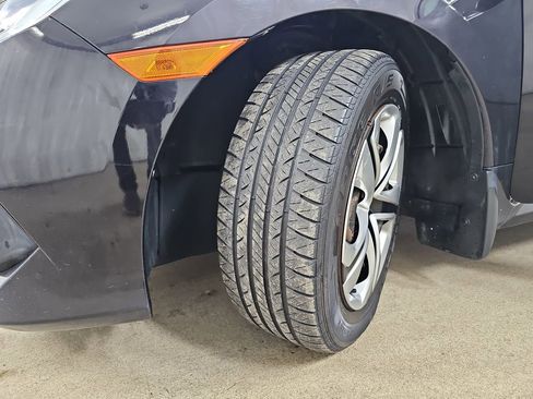 Used 2016 Honda Civic LX image 36