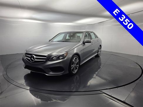 Used 2015 Mercedes-Benz E 350 Sedan image 8