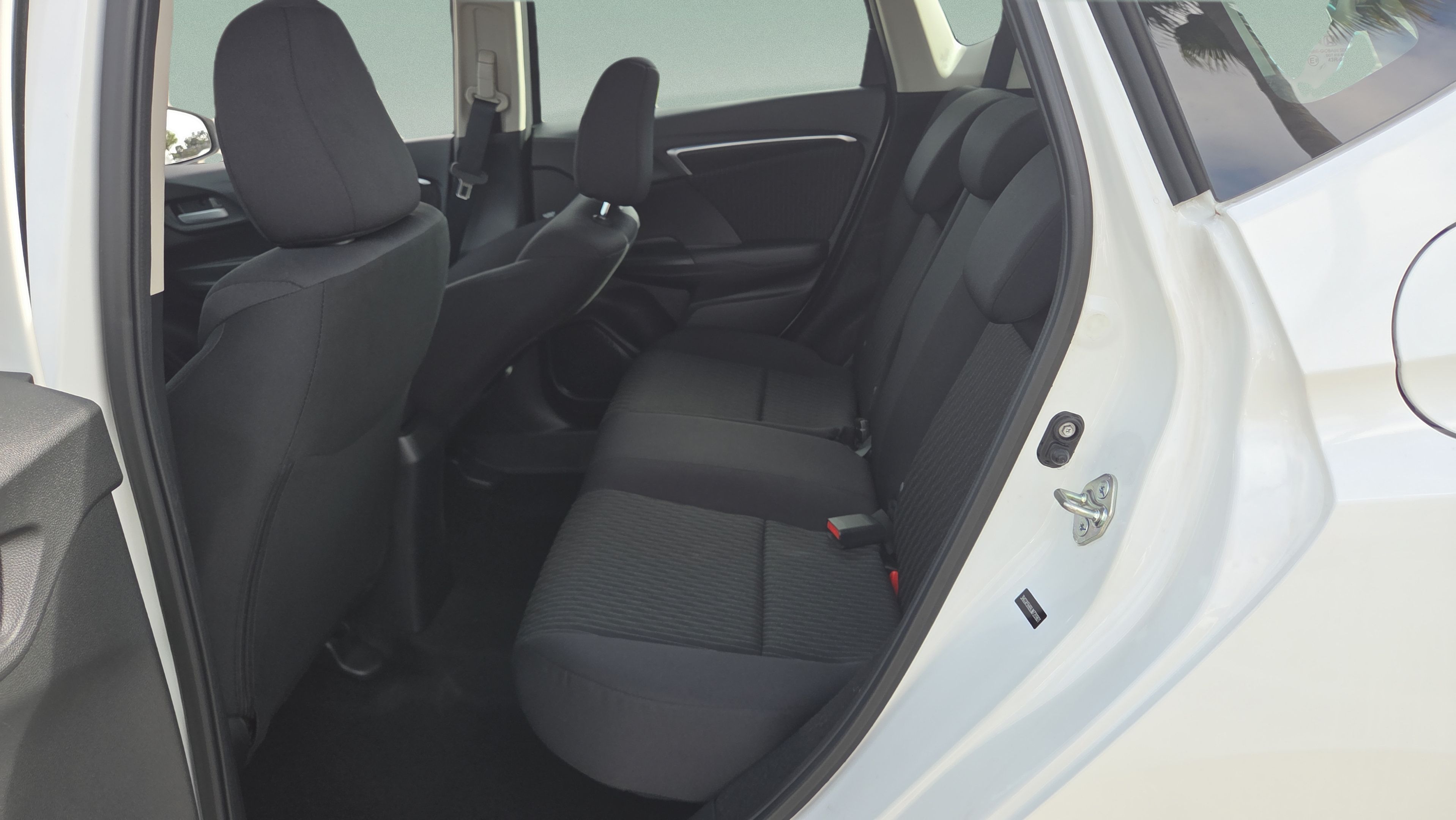 Used 2018 Honda Fit EX image 11