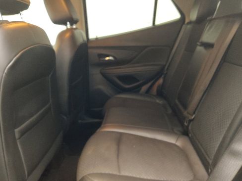 Used 2022 Buick Encore Preferred w/ Safety Package FWD image 18