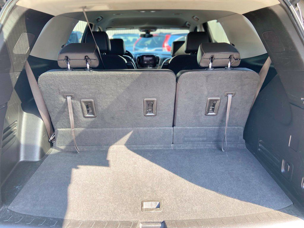Used 2021 Chevrolet Traverse LT AWD/4WD image 24