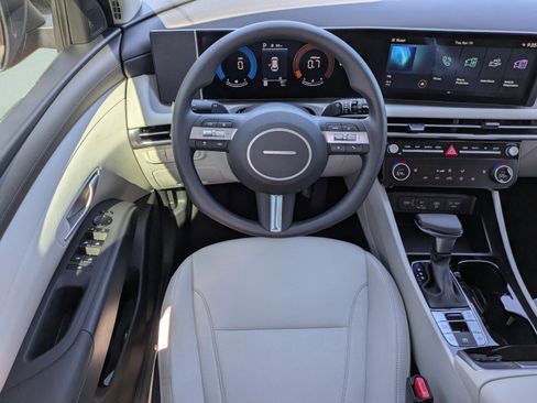New 2026 Hyundai Tucson SEL FWD image 15