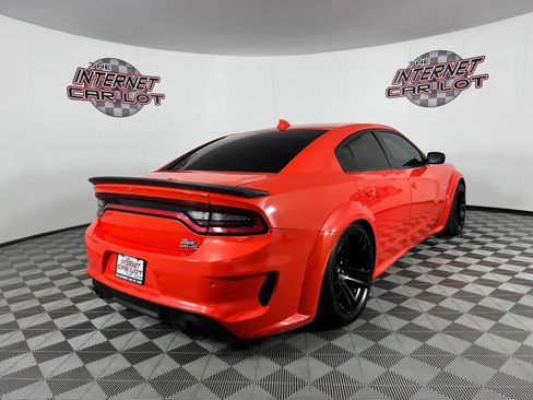 Used 2020 Dodge Charger Scat Pack image 7