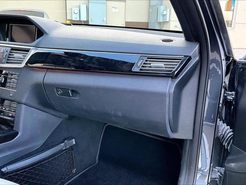 Used 2010 Mercedes-Benz E 350 E 350 Sport image 18