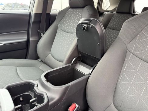 Used 2024 Toyota RAV4 XLE image 25