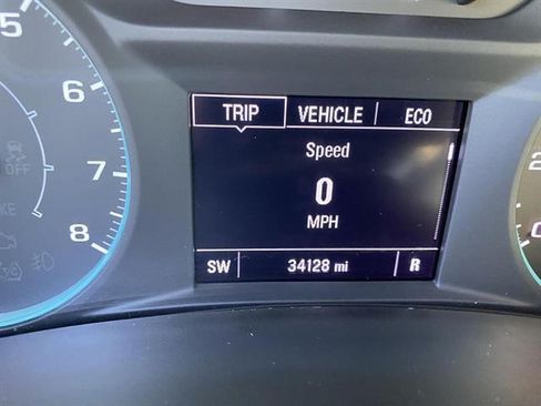 Used 2024 Chevrolet Equinox LS w/ Driver Confidence II Package AWD/4WD image 9