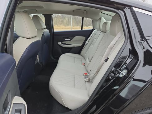 New 2026 Nissan Sentra SR FWD image 17