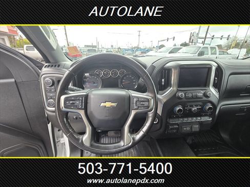 Used 2020 Chevrolet Silverado 1500 LT w/ Convenience Package image 17