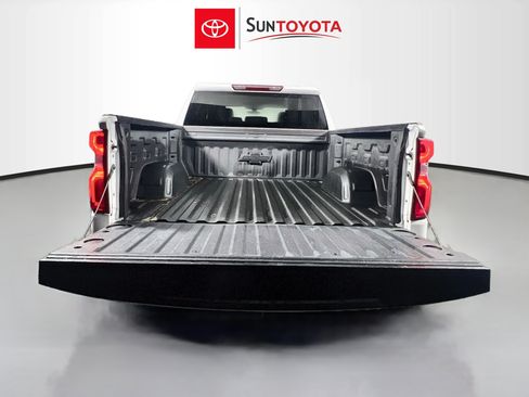 Used 2022 Chevrolet Silverado 1500 RST w/ LPO, Blackout Package AWD/4WD image 33