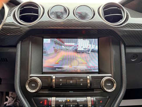 Used 2020 Ford Mustang Shelby GT350 w/ Technology Package image 27