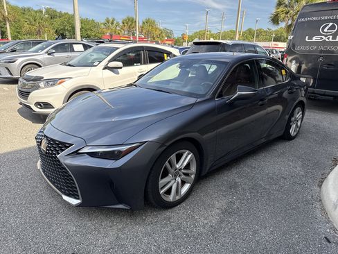 Used 2024 Lexus IS 300 w/ Comfort Package RWD image 2