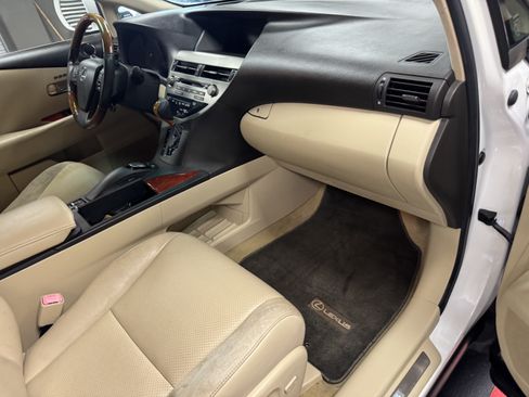 Used 2010 Lexus RX 350 2WD w/ Luxury Pkg image 7